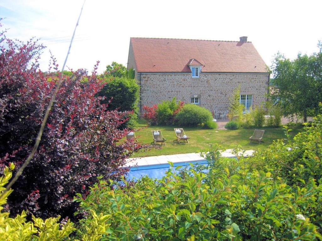 La Clef Des Champs Bed and Breakfast La Roche-en-Brenil Esterno foto